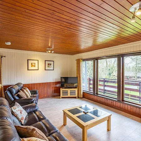 Bluebell Lodge 3 With Hot Tub Newton Stewart Exterior photo