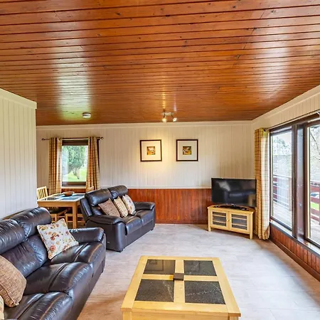 Bluebell Lodge 3 With Hot Tub Newton Stewart Exterior photo