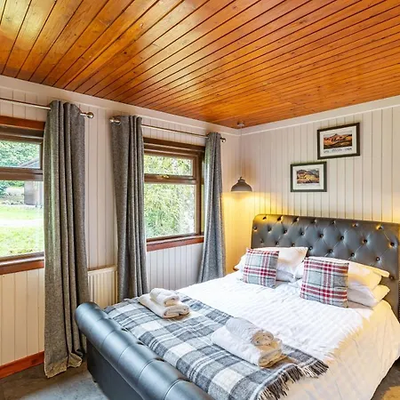 Bluebell Lodge 3 With Hot Tub Newton Stewart Exterior photo