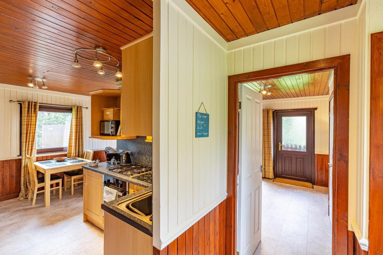 Bluebell 3 With Hot Tub Chalet Newton Stewart