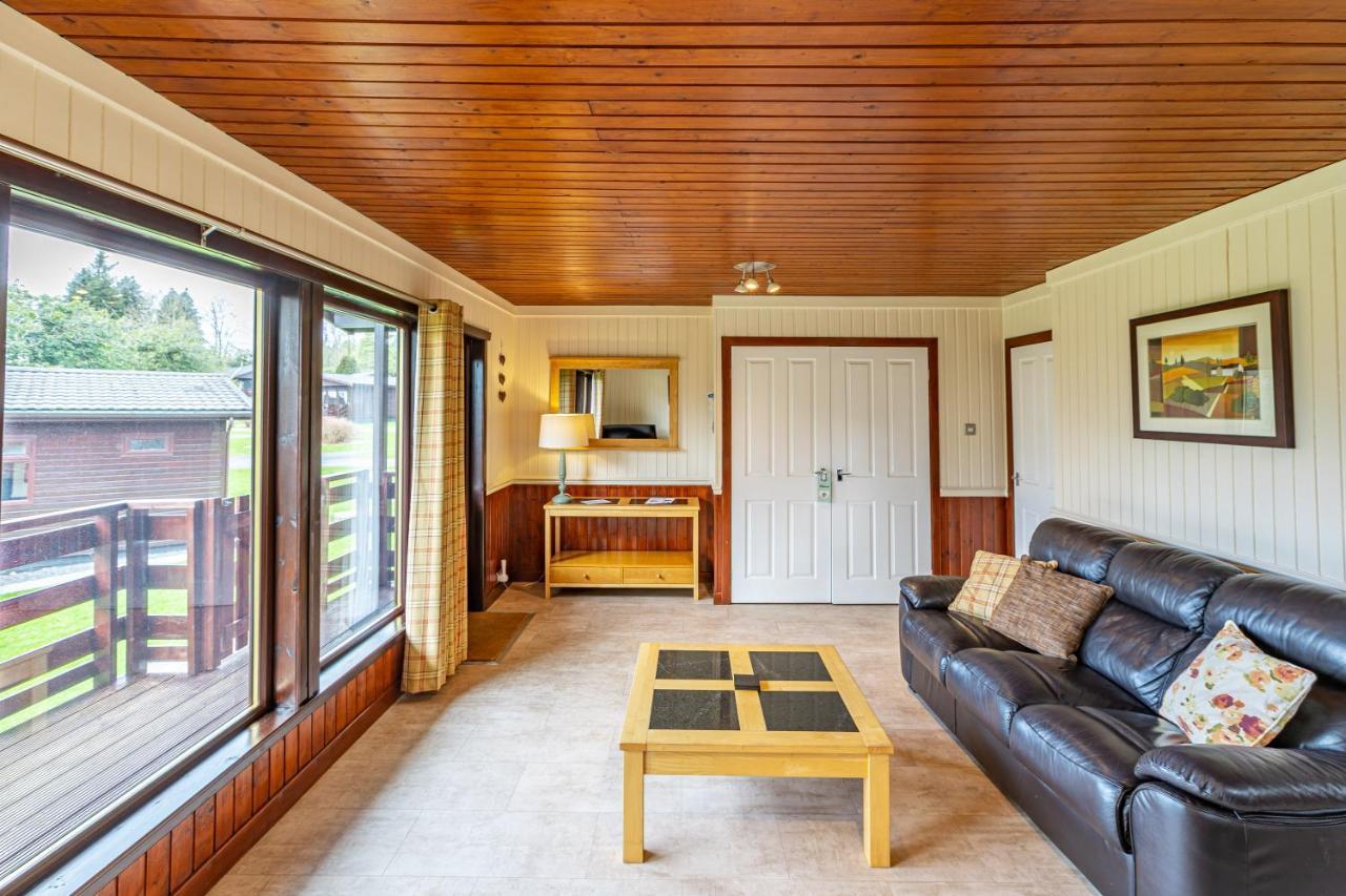 Chalet Bluebell 3 With Hot Tub