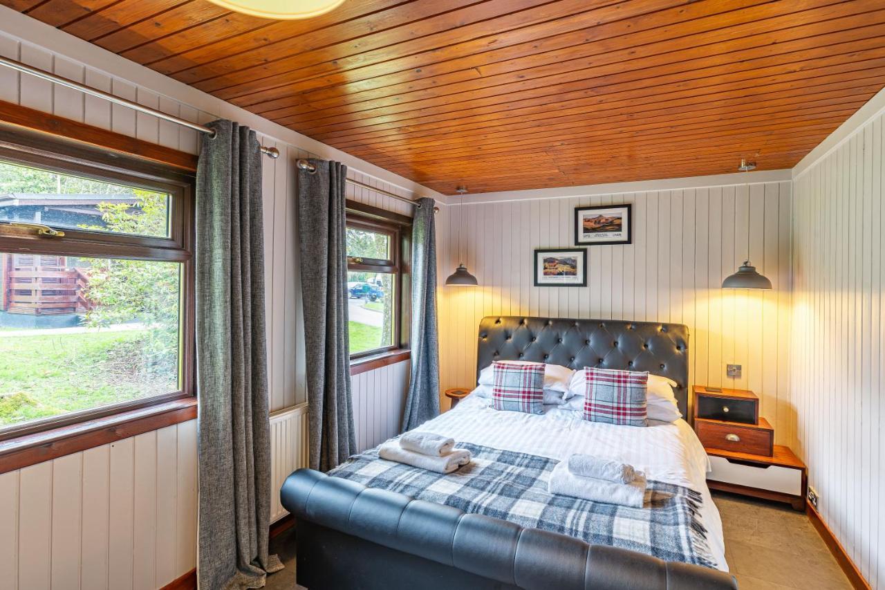 Bluebell 3 With Hot Tub Chalet Newton Stewart